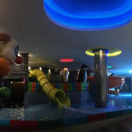 イリカ スパ&ウェルネス 5* Çeşme